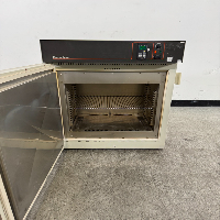 Thermolyne Series 9000 Oven image 3